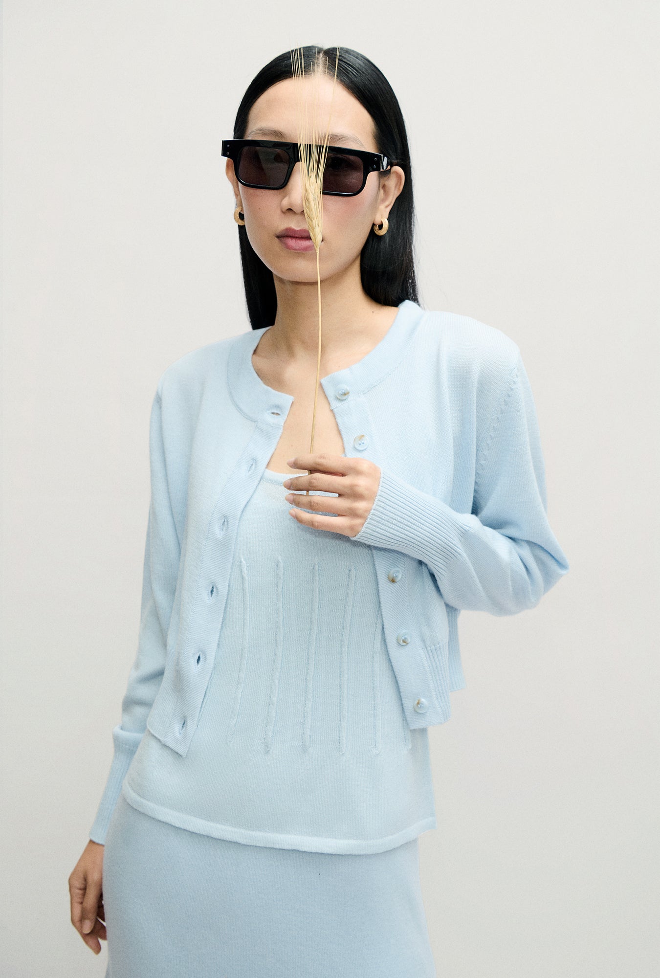 WOOL CROPPED CARDIGAN CORNFLOWER