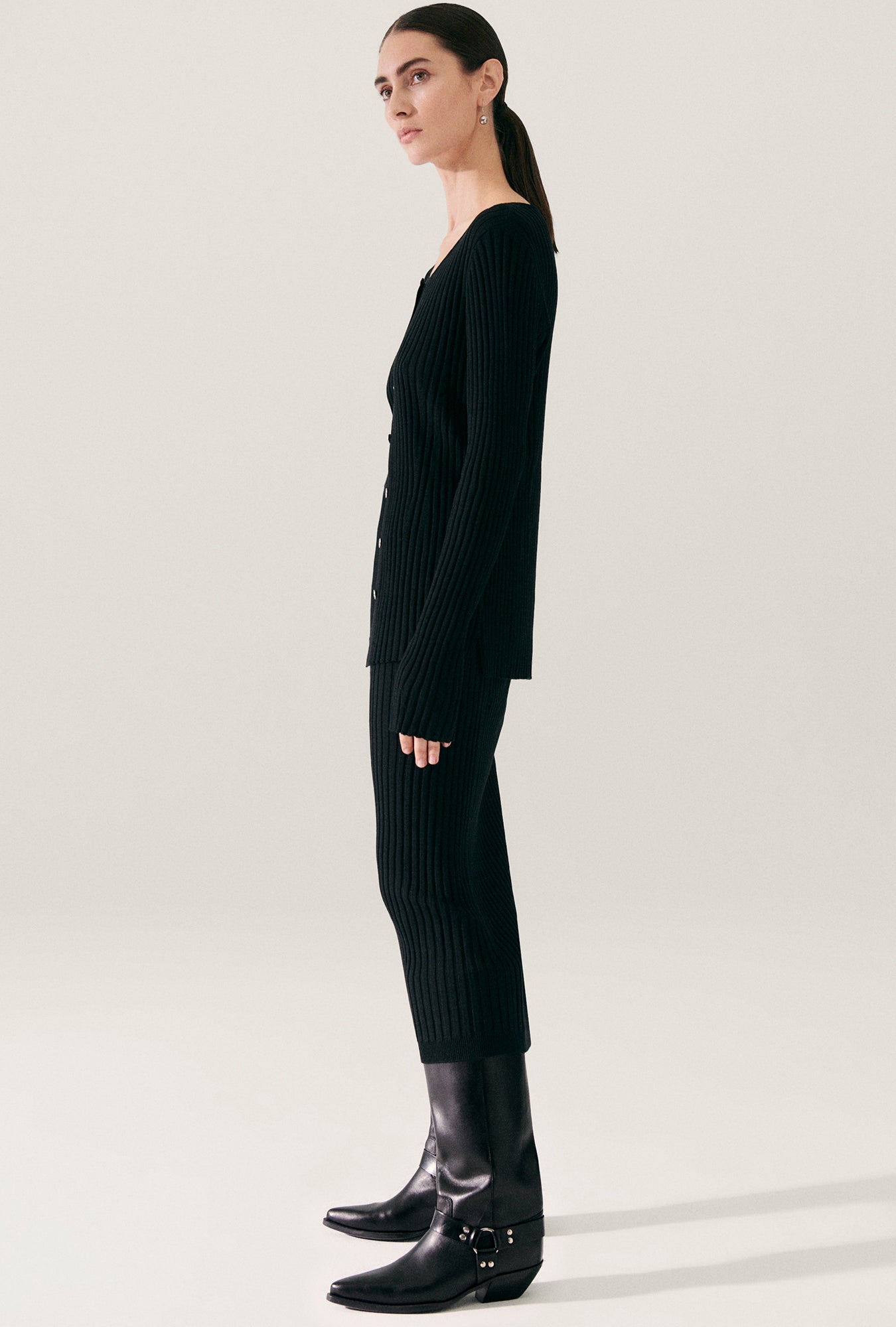 Ribbed Straight Skirt Black