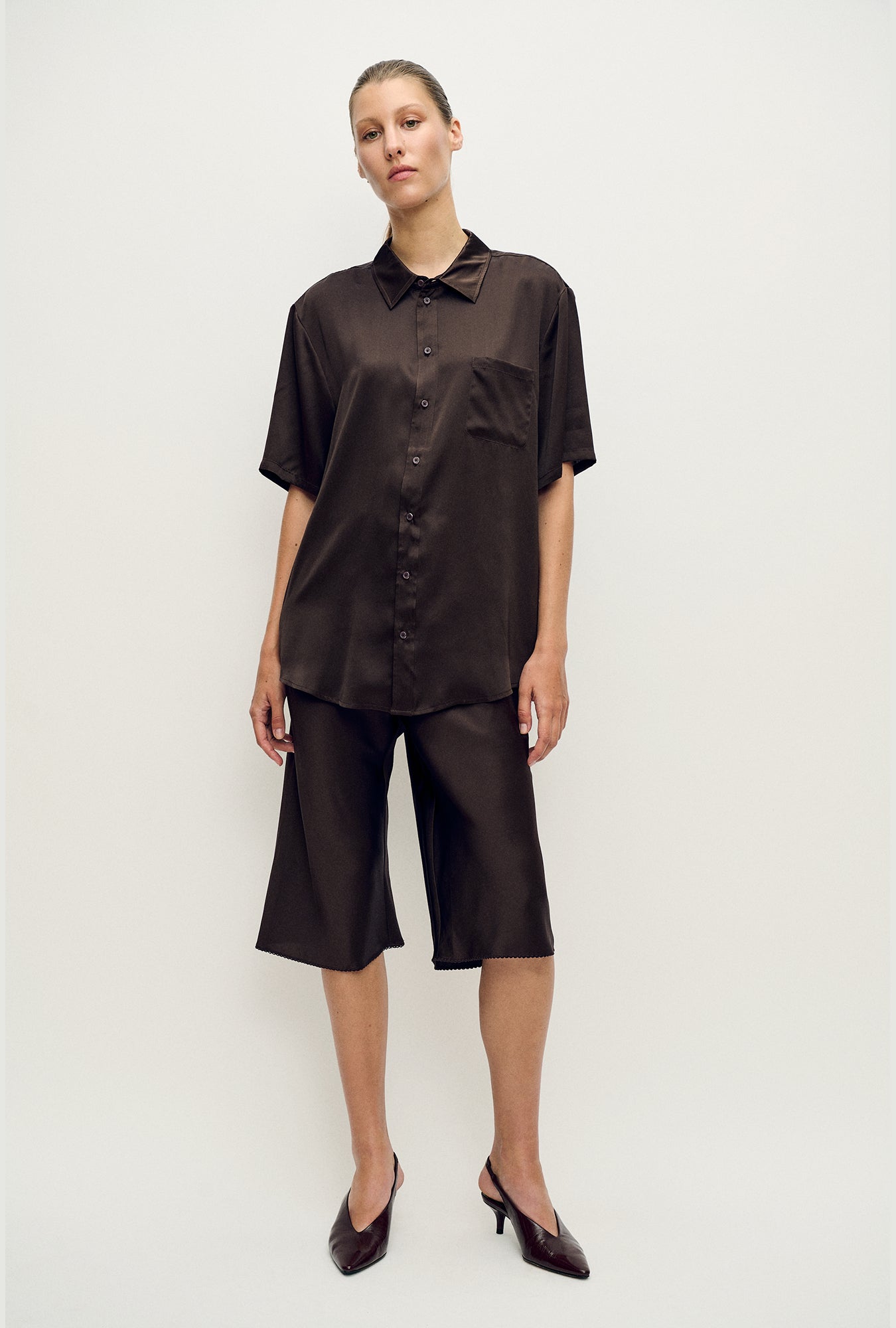 Short Sleeve Boyfriend Shirt Mantis