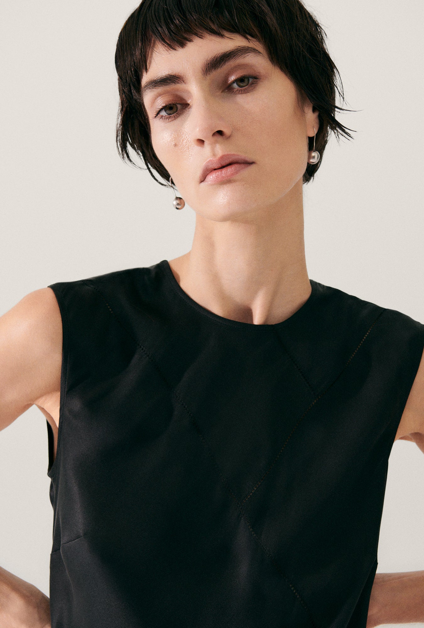 Splice Sleeveless Dress Black