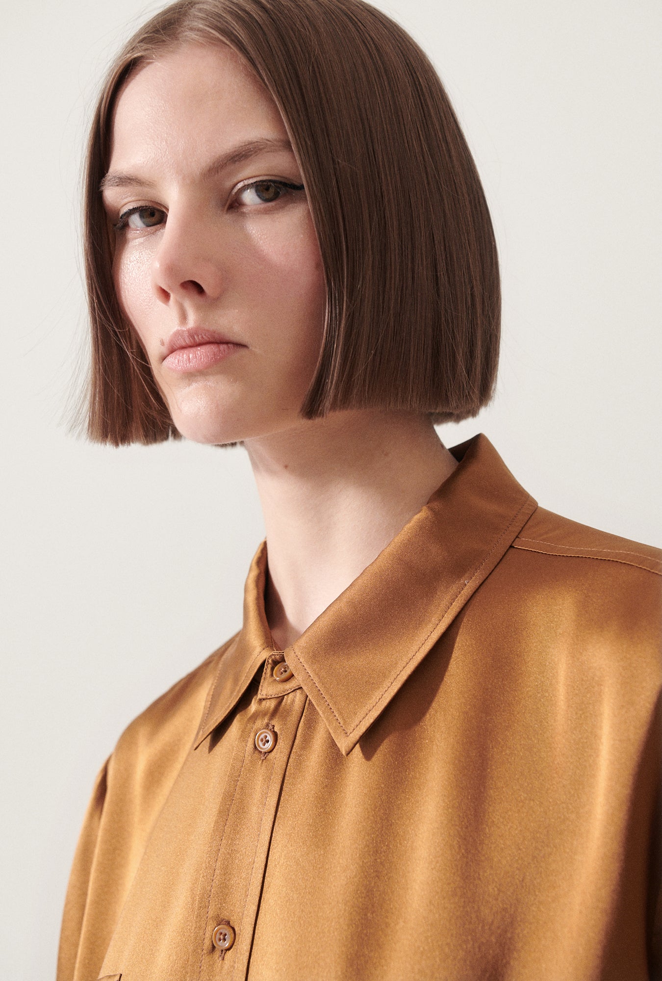 Short Sleeve Boyfriend Shirt Van Dyke Brown