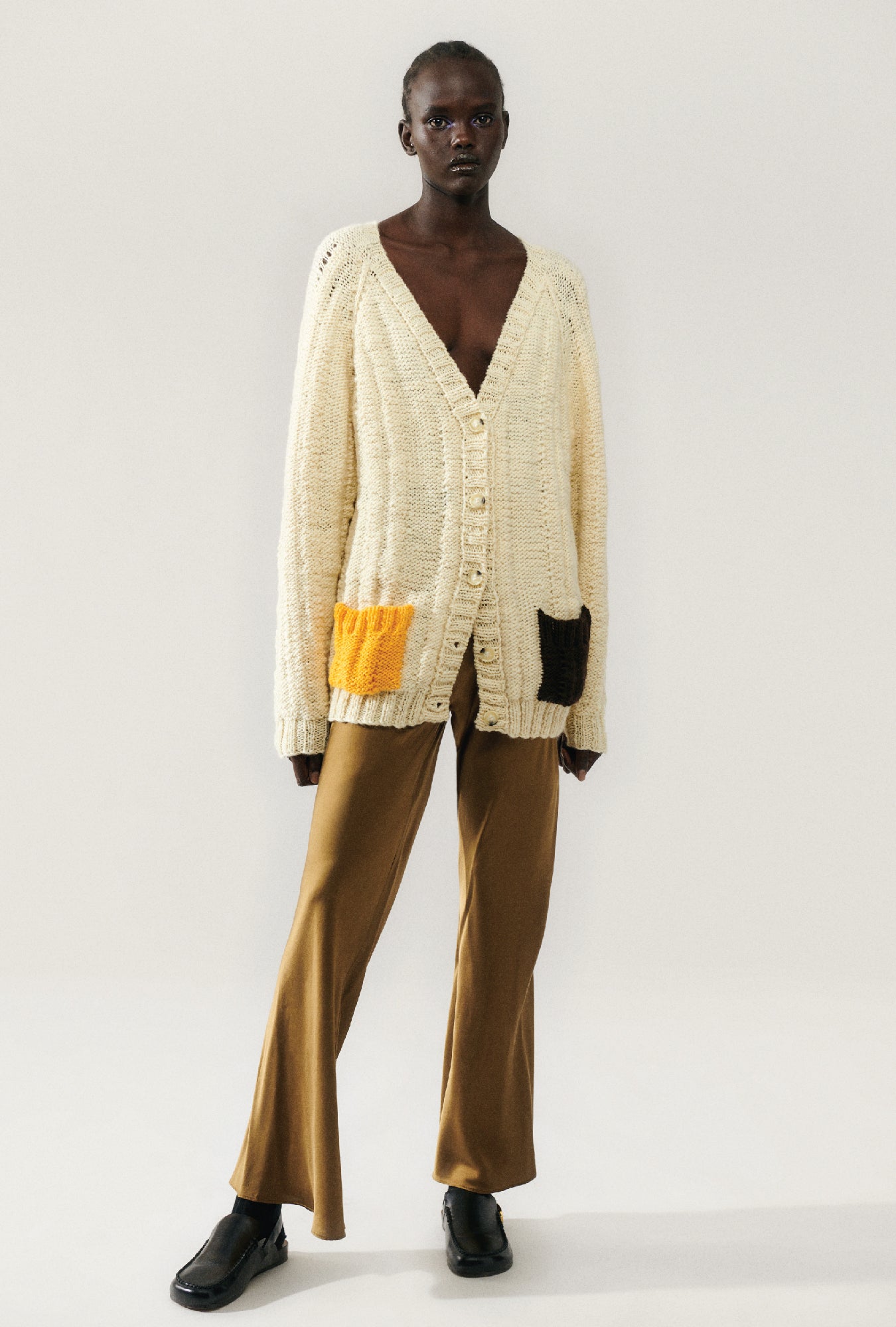 The Big G Cardigan Cream