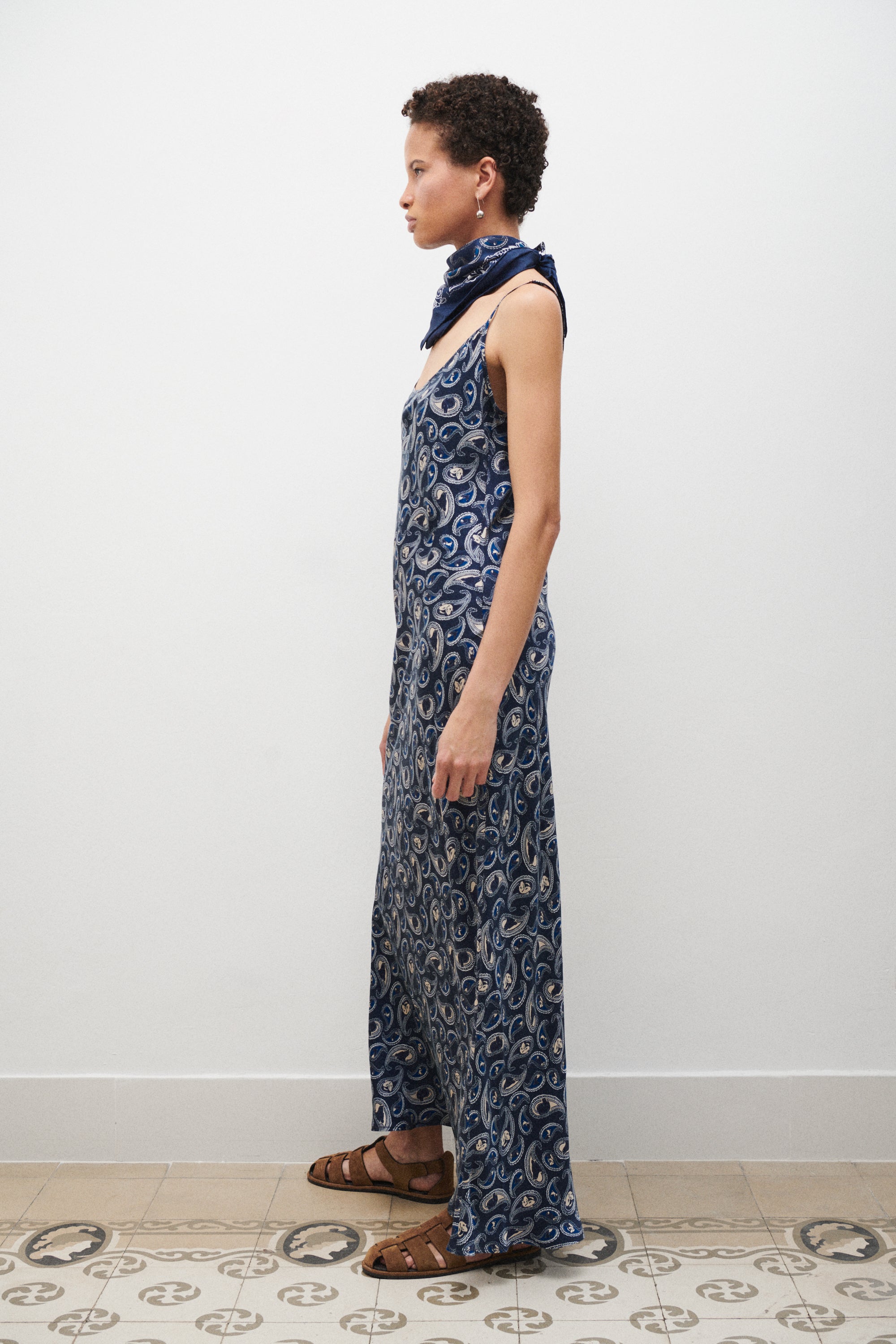 1996 Dress Hounds Paisley