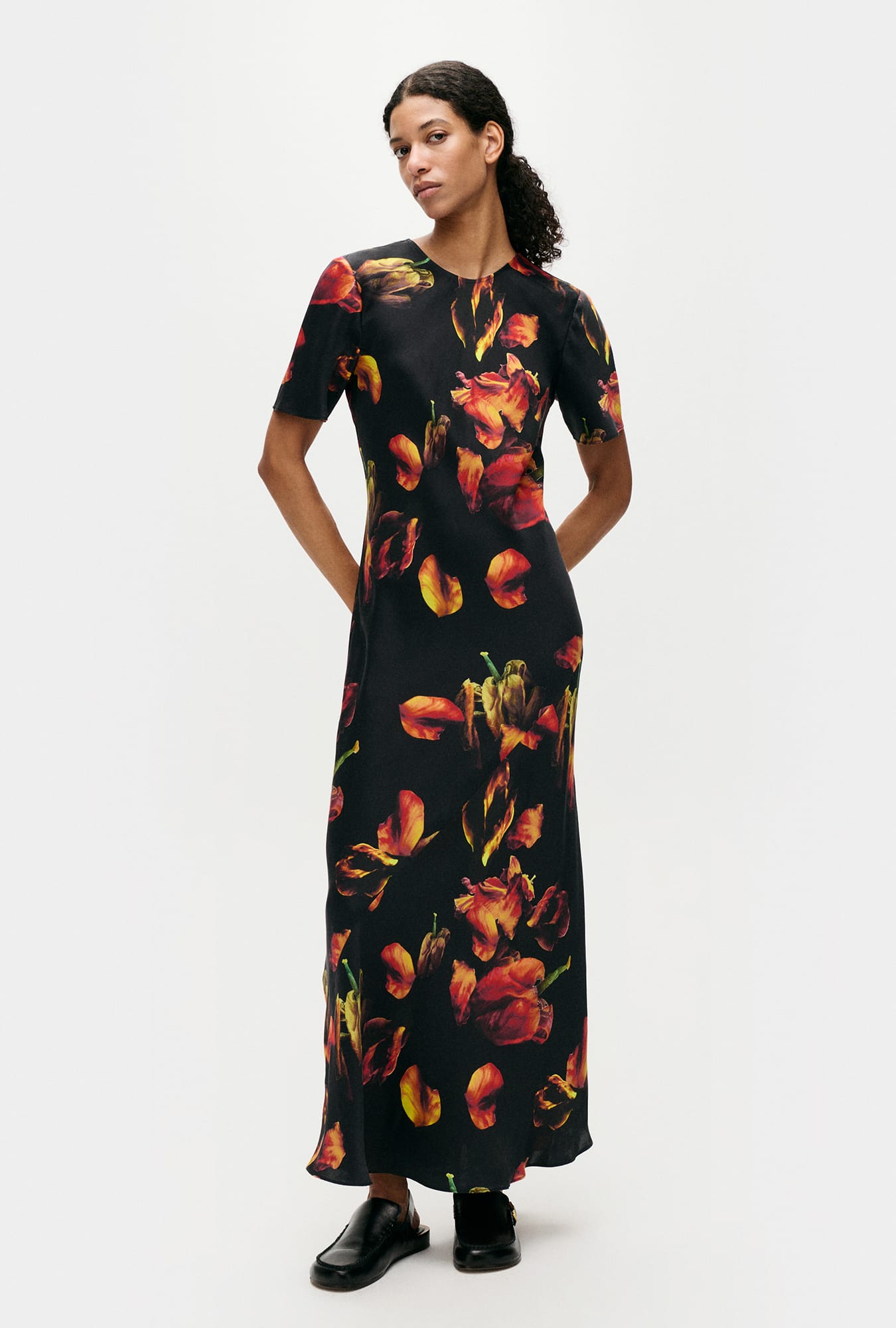 Short Sleeve Bias Dress Tulipa Black